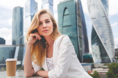 İş kadını portresi