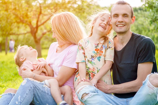 Portrait of happy family — Stock Photo, Image