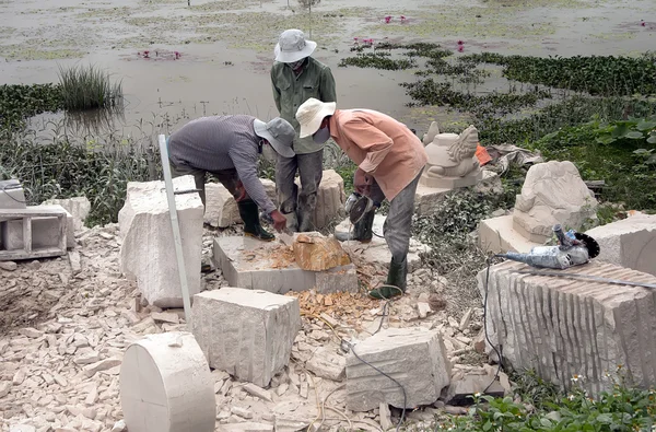 Gruppo scultoreo, Da Nang, Vietnam. Artigianato tradizionale, scultura — Foto Stock