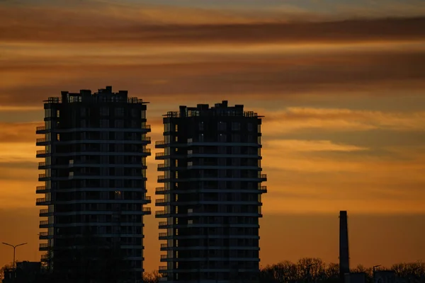 Puesta Sol Sobre Ciudad Edificios Atardecer — Foto de Stock