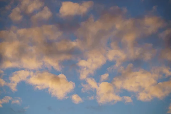 Cielo Blu Qualche Nuvola Sfondo Texture — Foto Stock
