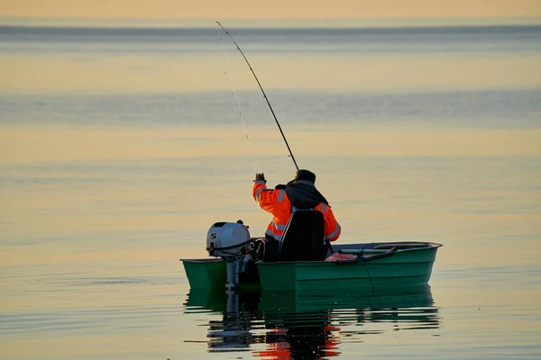 02021 Riga Latvia Fishing Boat Fisherman Sea Dawn — Foto de Stock