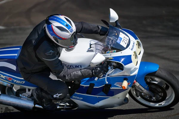 2021 Ryga Łotwa Motocyklista Zwykłej Drodze Wyścigi Motogp — Zdjęcie stockowe