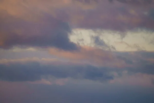 Tramonto Mare Con Cielo Drammatico Nuvole Colorate — Foto Stock