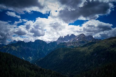 mavi dağ - manzara mavi ve kaltmauer - hhochschwab alpen - Avusturya bağlar..