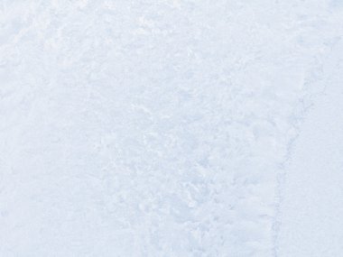 Kış penceresinde soğuk desen.