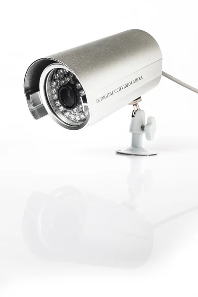 CCTV Camera van het toezicht isoleren op witte achtergrond — Stockfoto