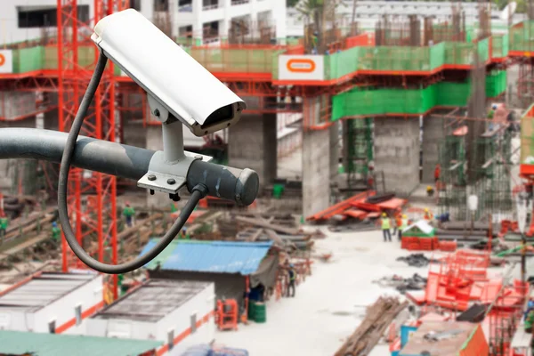 CCTV ou vigilância operando sobre canteiros de obras — Fotografia de Stock