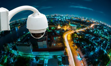 CCTV kamera veya balık gözü bakış açısı ile gözetim