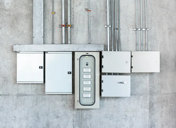 elektrik anahtarı dişli ve devre kesiciler