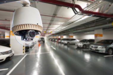 araba park binasında faaliyet cctv kamera