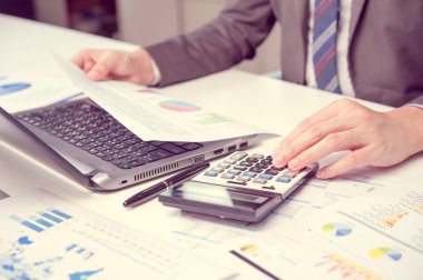 Rapor, iş performansı kavramı analiz işadamı gösteri