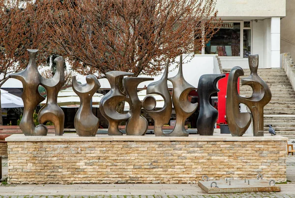 Targu Mures Mures Roménia Abril 2021 Estátuas Praça Teatro Abril — Fotografia de Stock