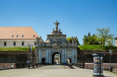 ALBA IULIA, ALBA, ROMANIA - 11 Mayıs 2021: Ortaçağ Kalesi, Alba Iulia (Carolina), Transilvanya