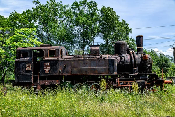 Petrosani Hunedoara Romania 2021年7月11日 旧蒸汽机车停放在罗马尼亚彼得罗萨尼的一个车站 — 图库照片