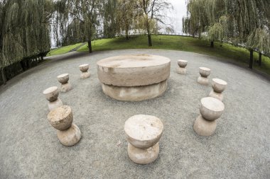 Constantin brancusi'nın tablo sessizlik