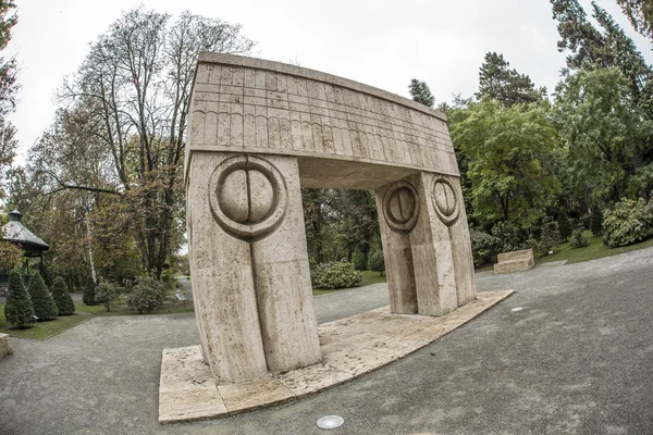 Porta de Beijo de Constantin Brancusi — Fotografia de Stock