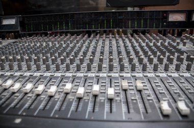 müzik karıştırıcı