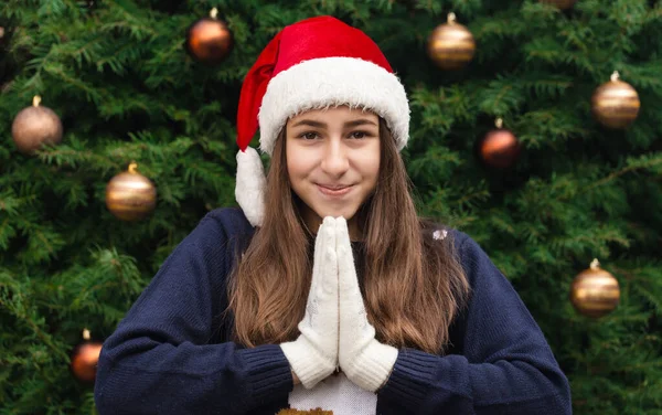 Pray Christmas Close Portrait Woman Wearing Santa Claus Hat Emotion — Stock Photo, Image