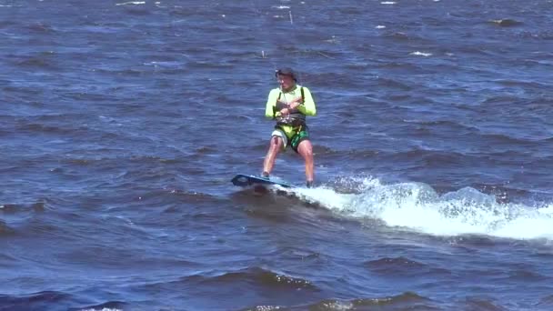 Man Surfing Waves Sea Makes Lot Splashes Water Board — Stock Video