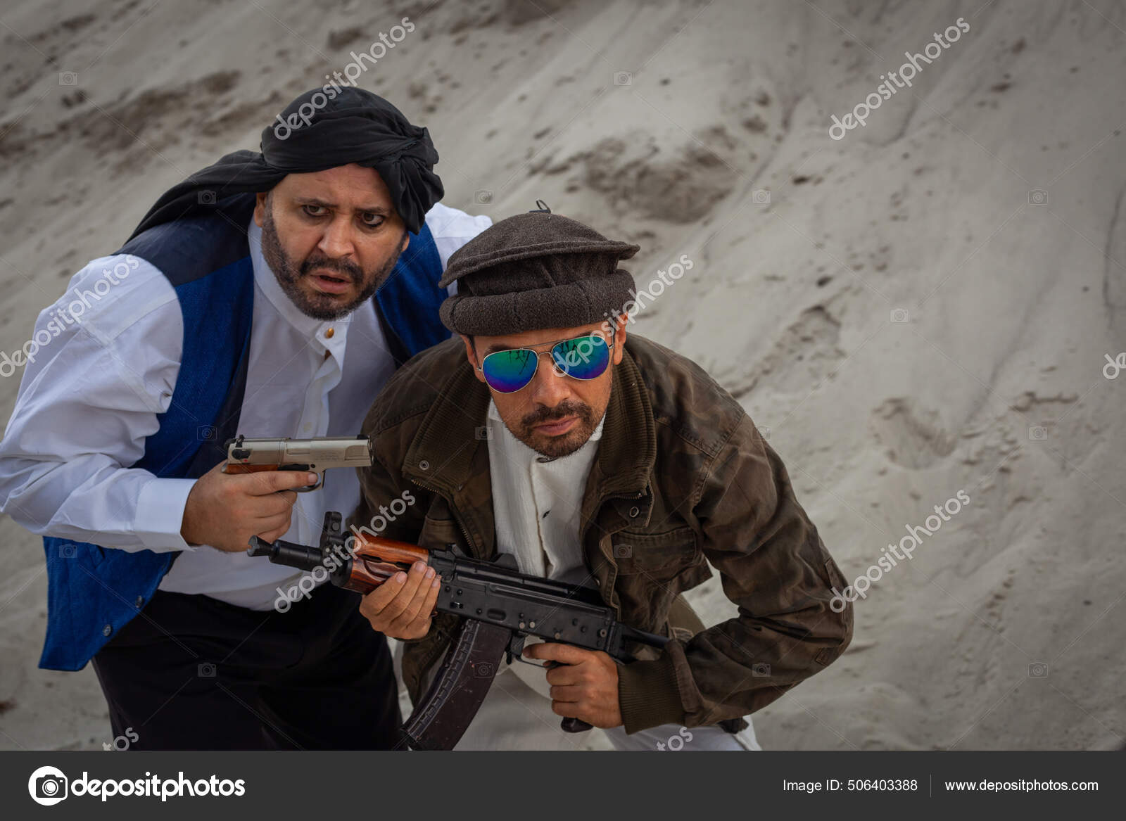 Талибы Планируют Теракты Применением Оружия Арабский Солдат.