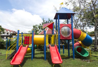 Modern Çocuk Bahçesi Parkı 