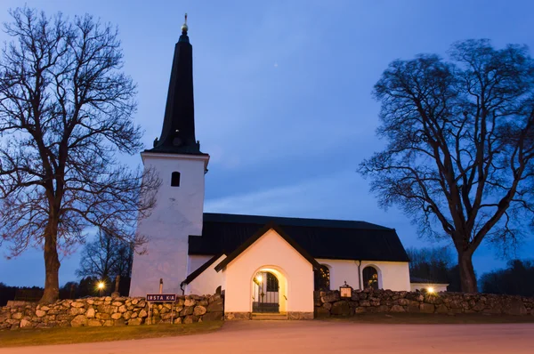 Кафедральный собор в зимний вечер — стоковое фото
