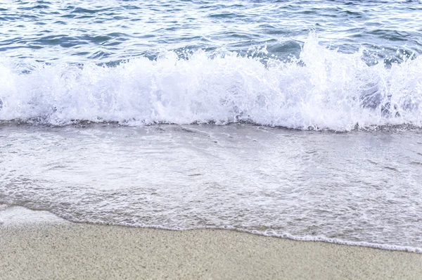 plaj deniz sörf yakın köpüklü dalgalar