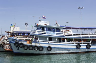 Koh Larne Pattaya Ağustos turist alıyor