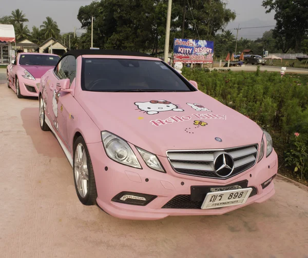 Loei - 2 Mart: Mercedes-Benz, Hello kitty edition, ekranda bir