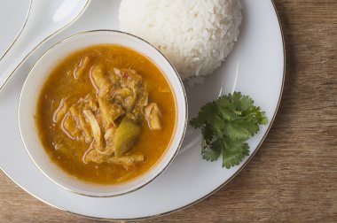 Balık ve ekşi çorba demirhindi yapılan hamur, lezzetli Tay tradit