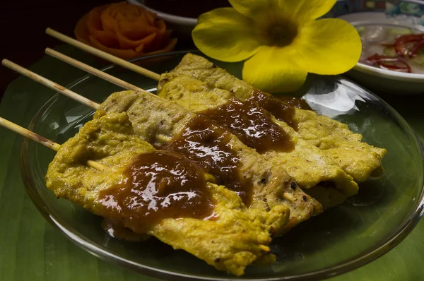 Moo sate, sate daging babi, masakan thai masih hidup — Stok Foto