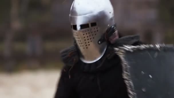 Strong knight in steel armor — Stock Video