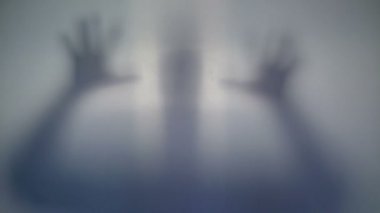 Korkunç siluet, korkutucu doğaüstü uzaylı, garip yaratık