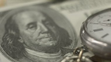 Para çalışma, zaman. Mali, dünya ekonomisi, dolar