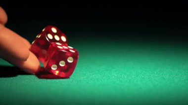 Zar yavaş çekimde haddeleme. Casino oyunu kazanma şansı zevk kumarbaz