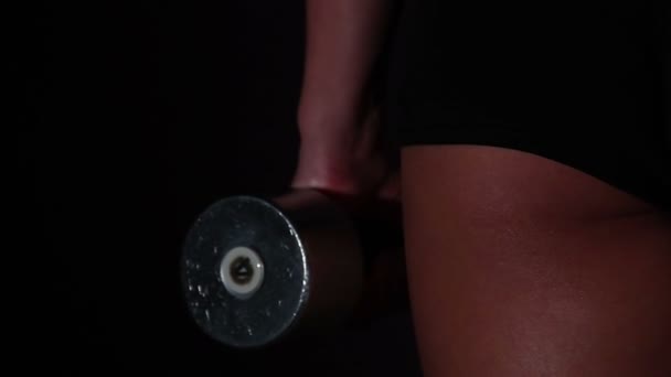 Bas sexy de belle femme sportive, peau saine, exercices de perte de poids — Video