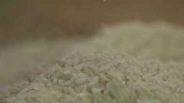 Beyaz pirinç, çiftlik, tarım, sağlıklı çevre gıda, iş yığın düşüyor