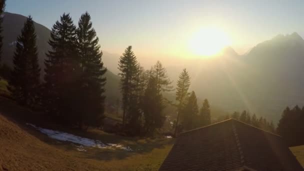 Paesaggio fantastico, silhouette di montagna, ora magica, bel tramonto, natura — Video Stock