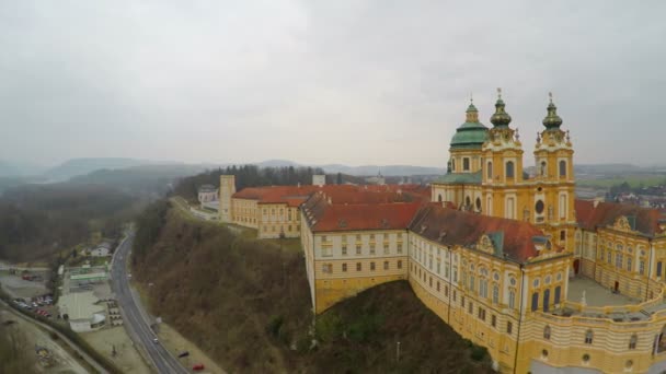 Aerial view, beautiful old catholic abbey courtyard, baroque style architecture — Stock Video