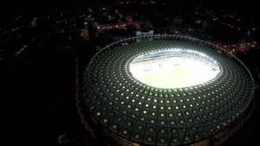 Kiev, Ukrayna - Haziran 2016 yaklaşık: Havadan görünümü Olimpiyskiy Stadyumu. Profesyonel futbol oyunu tarihinde Avrupa'da, güzel stadyum spor oyunu, futbol