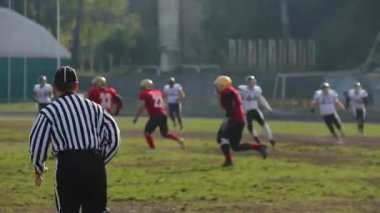 Aktif oyuncular ve çalışan hakem ızgara, Amerikan futbol maçı hızlı