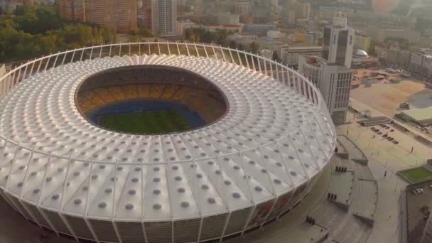 Stadyum, panoramik yukarıda uçan — Stok video