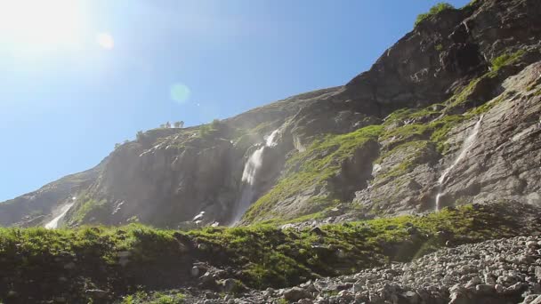 Mountain waterfall — Stock Video