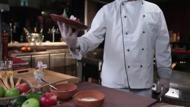 Cocinar con tortitas de postre — Vídeos de Stock