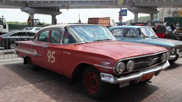 Vintage carros exposição — Vídeo de Stock