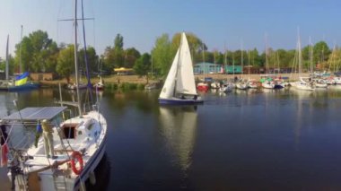 Küçük liman yat bırakır