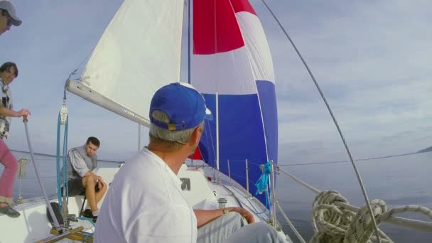 Yacht crew on deck — Stock Video