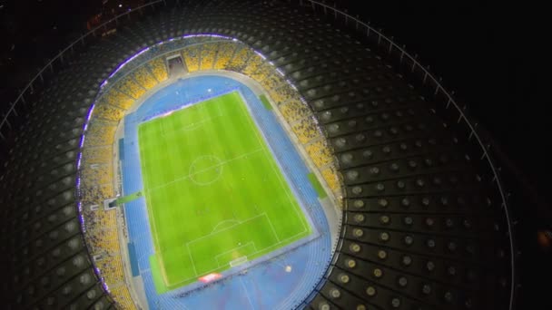 Großes beleuchtetes Stadion — Stockvideo
