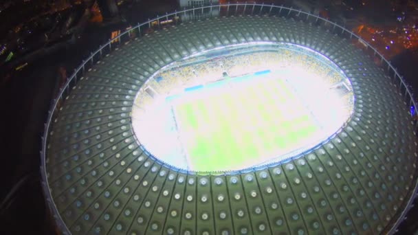 Великий освітленій стадіон — стокове відео